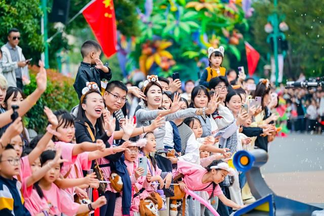 银基度假区双节迎客33万人次 入选全国热门亲子游目的地！
