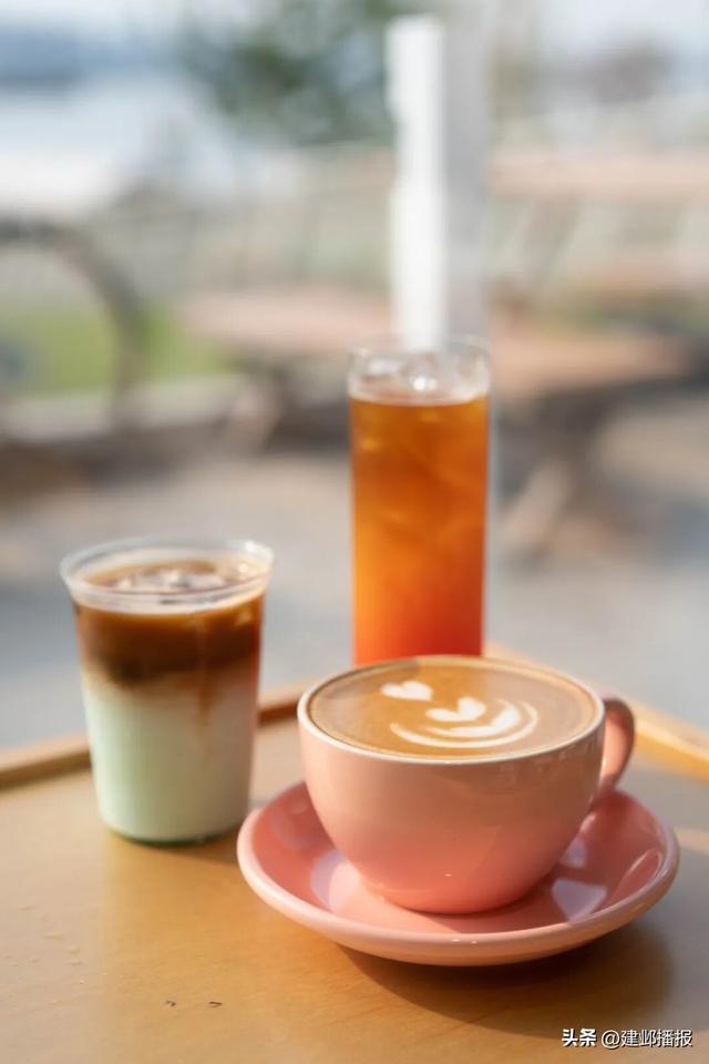 江 心 洲 秋 日 漫 游