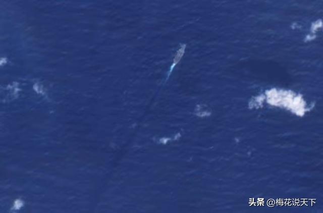 卫星发现异常，航母驱逐舰扎堆南海，日本盟友除印度外尽数到场