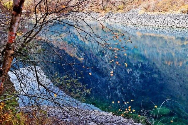 四川这个地方的初冬，是彩色的！