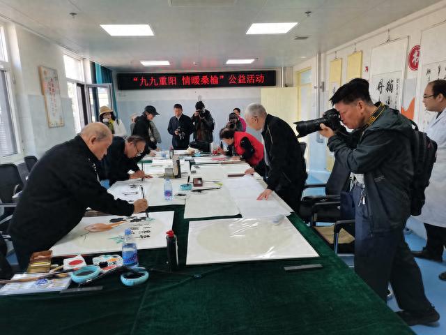 情满金秋迎重阳 文化养老暖人心