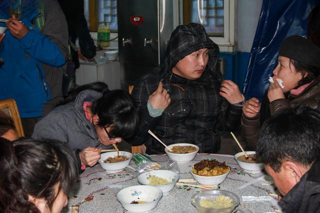 十二年前我在千山五龙宫寺庙吃粥！