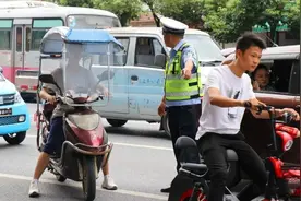 明确了！电动车上路也会被抓拍，东莞车主注意9种行为，处罚明确图片