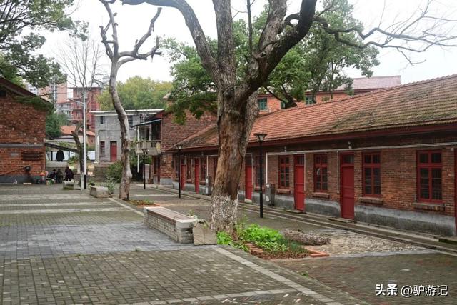 七一一矿，曾经在地图上消失的地方，如今成为岁月尘封的时光小镇