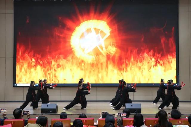 文化服务在您身边 | 阳信县信城街道：“魅力梨乡舞起来”——百姓村晚重阳节专场圆满举办