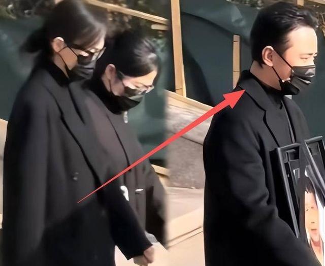 罗晋携任素汐与母亲去祈福