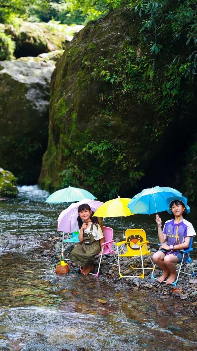 夏日纳凉避暑TOP1！亲子耍水、徒步吸氧、度假风打卡地，22°的夏天抓紧来！
