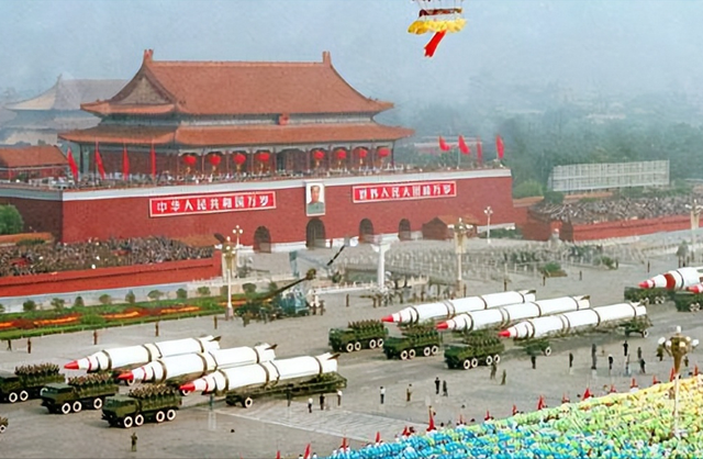 全球最小袖珍国：20分钟就能游览全国，却富得流油，渴望中国原谅