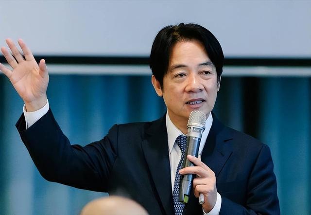 两岸再突发重大事情，蒋万安还没坐飞机来陆，国台办发出一个警告