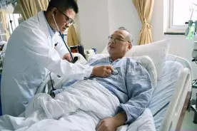 喝了几十年酒的人，戒酒30天会有啥变化？肝脏会恢复吗？医生回答图片