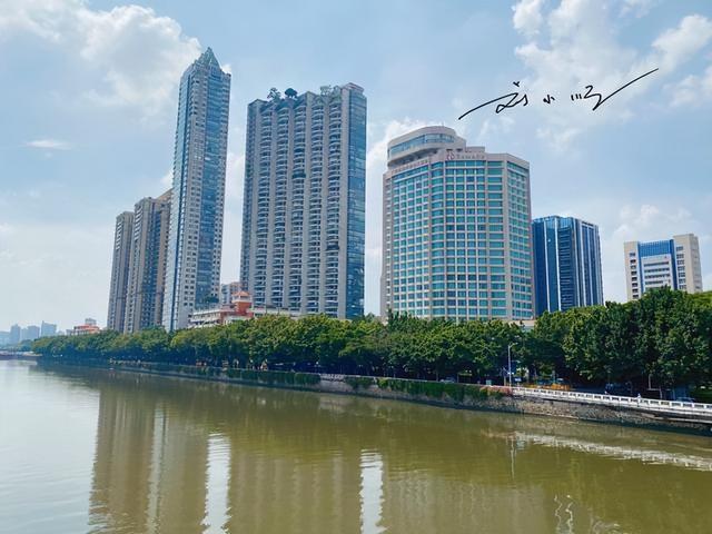 广州新市区“逆袭记”！20多年前还是郊区，如今GDP排第一？