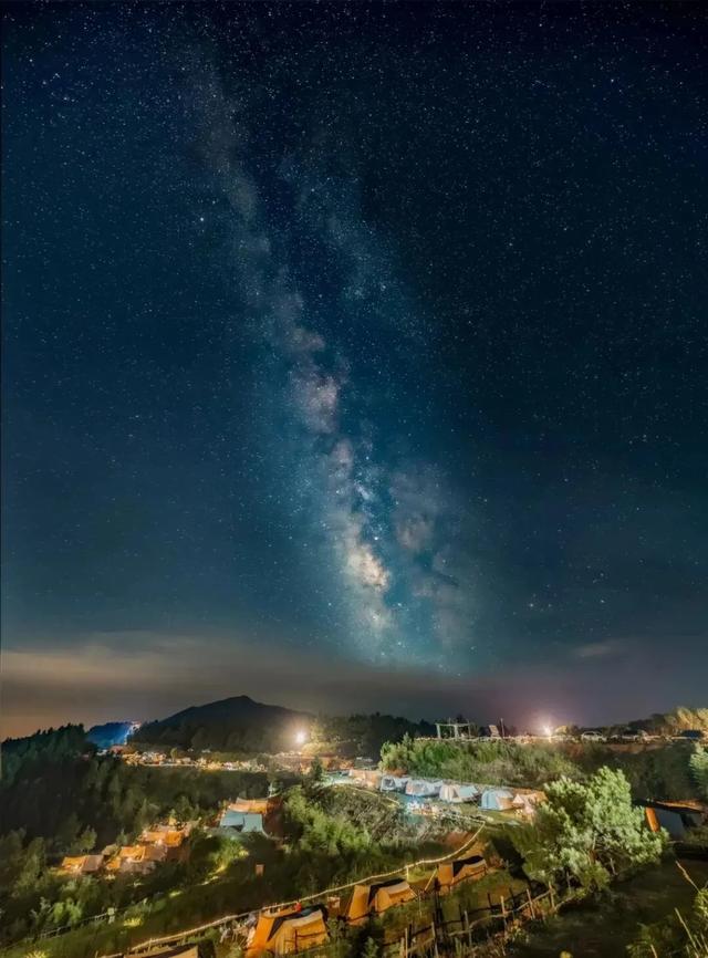 挥挥手，不带走一片云彩！但请带走它