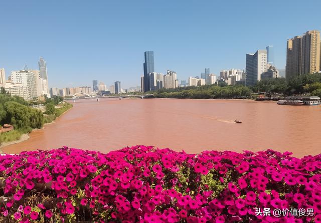 登兰州黄河楼记