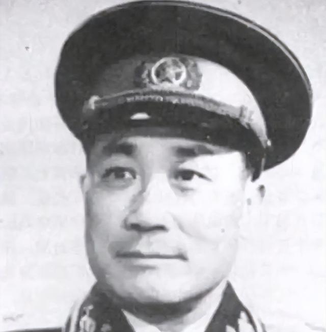 川藏线上的司机为何总要点烟扔出窗外？藏民：扔烟的都是聪明人