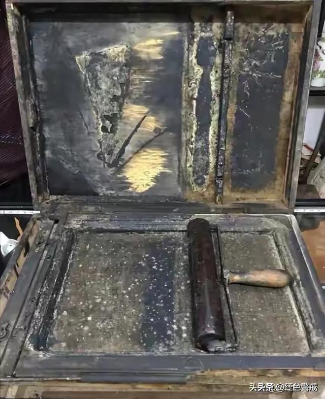 四十年前老物件,图13是难以启齿的女性用品,全用过的都已经老了