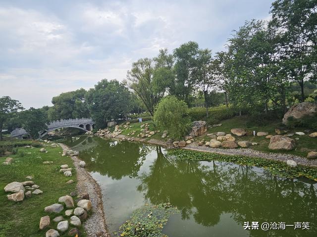 苑陵故城，古人已远去，人无再少年，珍惜眼前人，永结同心锁