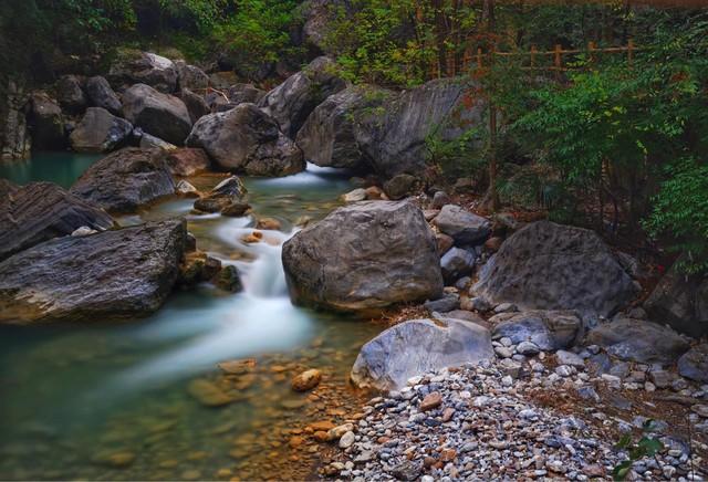 双节首日去哪玩？2000县城迎游客，这10个景区最扎堆