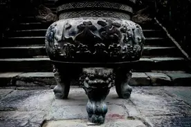 风亭系列：老道士一语成咒，妻儿活着妨碍修仙？图片