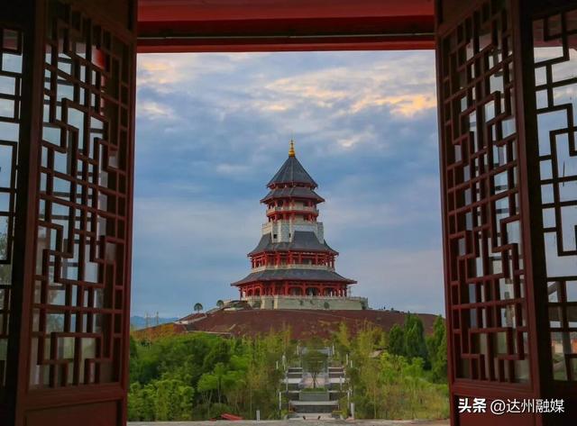 玩转渠县|银杏帽的风，终于吹到了渠县文峰山！