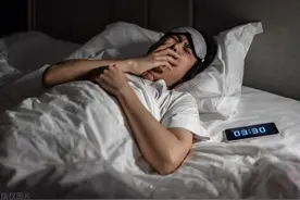 明明很累，却睡不着觉，明明很虚，但欲望很强，中医一招帮你解决图片