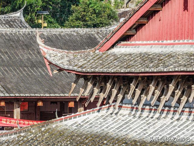 福安狮峰寺，藏在闽东北群峰间的宋韵明构，一殿彩绘惊艳五百年
