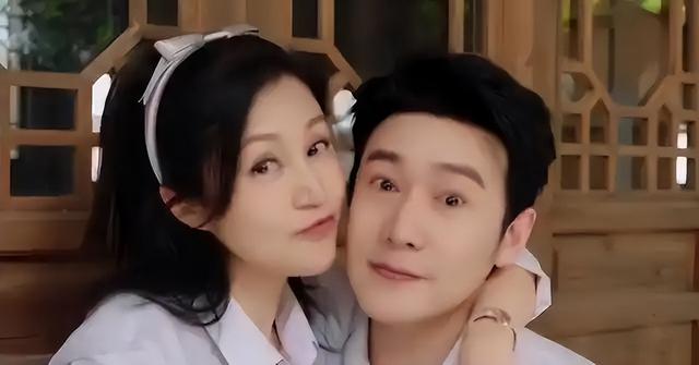 别丢人现眼了！明星夫妻圈钱上800个综艺，那点破事全国都看腻了