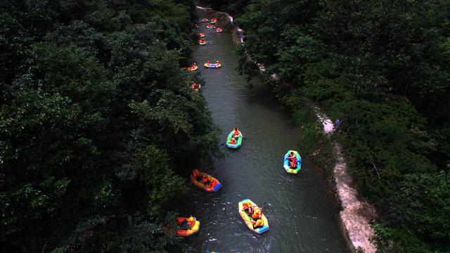 绩溪：文旅场景焕新 助燃“夏日经济”