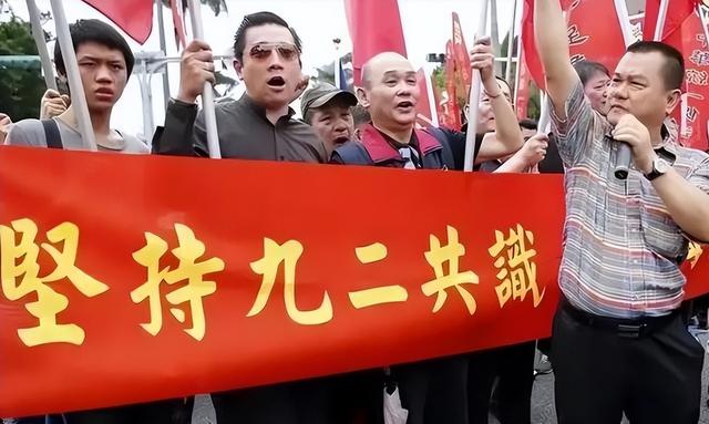 国民党主席位置坐稳，郑丽文摊牌了：两岸不回归和平，其他是侈谈