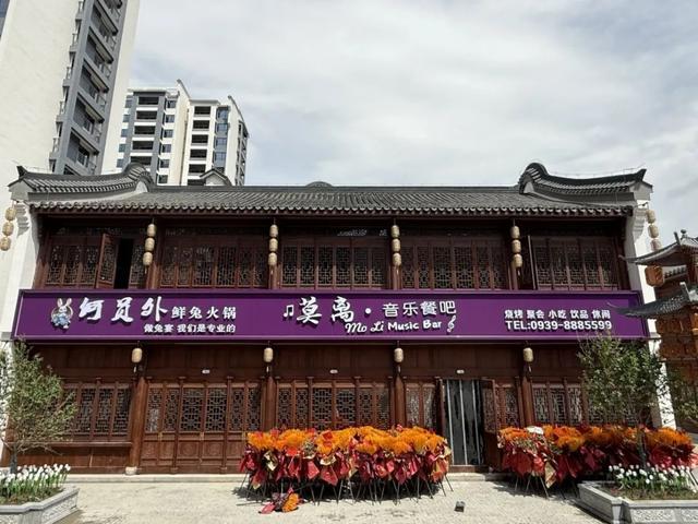 ​国庆在武都，一天吃五顿算多吗？