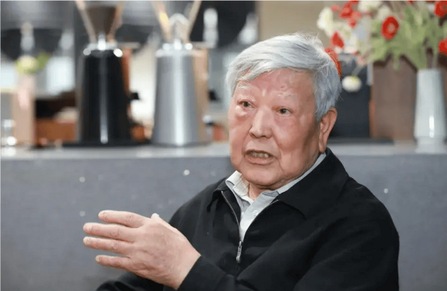 十年磨一钢！中国核聚变低温钢突破，可扛20T磁场与15头大象压力