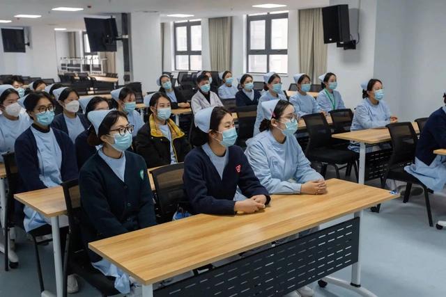 大学生暑假不荒废指南
