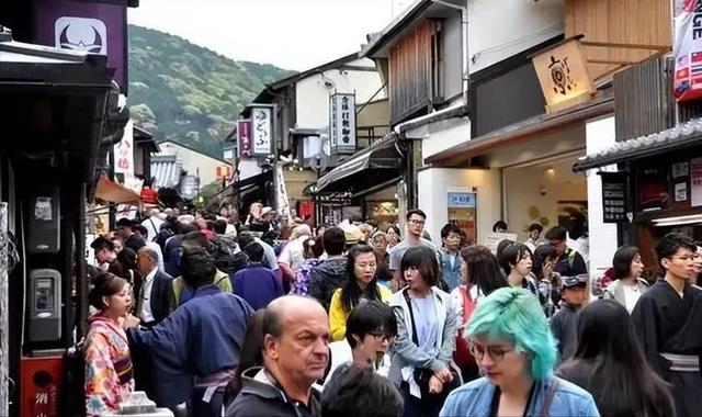 不敢相信！中国游客的日本住宿预订量，在春节期间同比增加六成