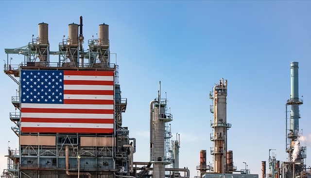 特朗普宣布，委内瑞拉出口中国石油加价2美元	，中方：一桶也不买