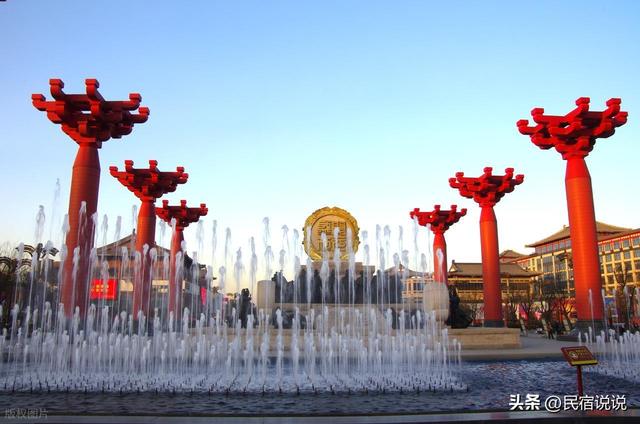 西安大唐不夜城到底多火，从6.5万到60万人次，有多夸张。