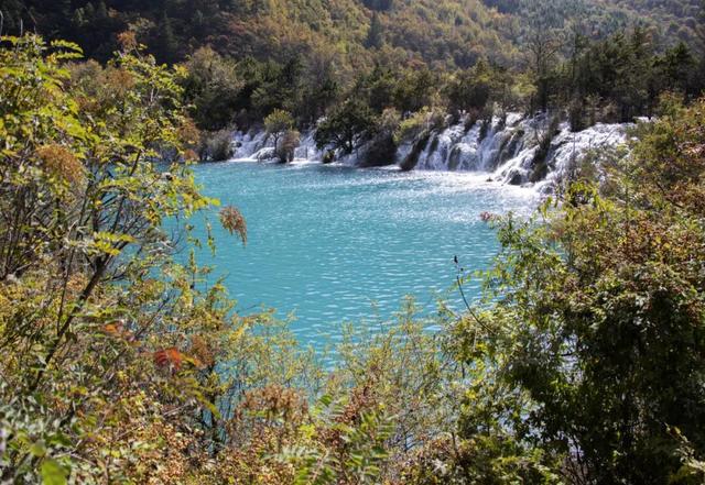 “天下一水”九寨沟