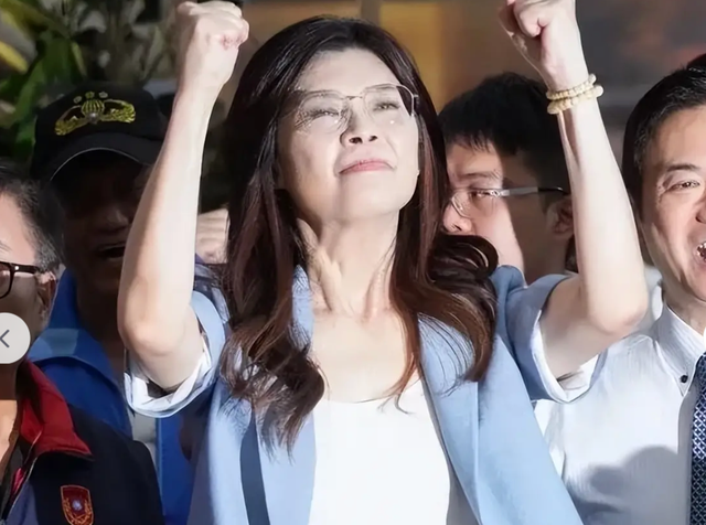 国民党主席位置坐稳，郑丽文摊牌了：两岸不回归和平，其他是侈谈