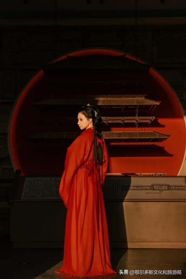 走，去鄂尔多斯文化产业园当主角！