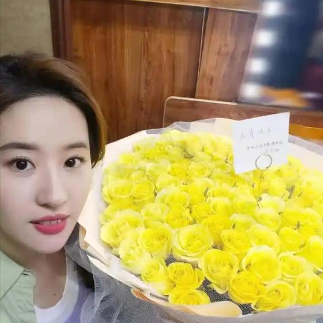 被干爹包养？与华为董事长搞地下情？刘亦菲的私生活谣言多离谱