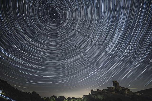 科学家也会犯错？这12个著名错误改写科学史