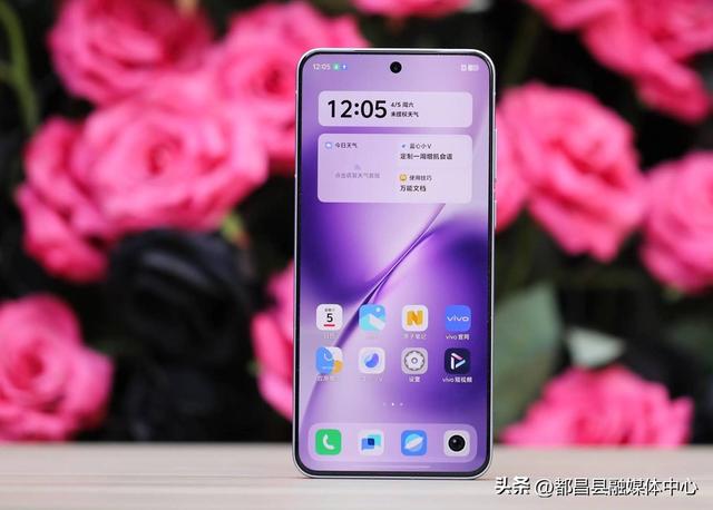 vivo优质高端机，天玑9400+6200mAh+100倍变焦，如今跌至3599元起