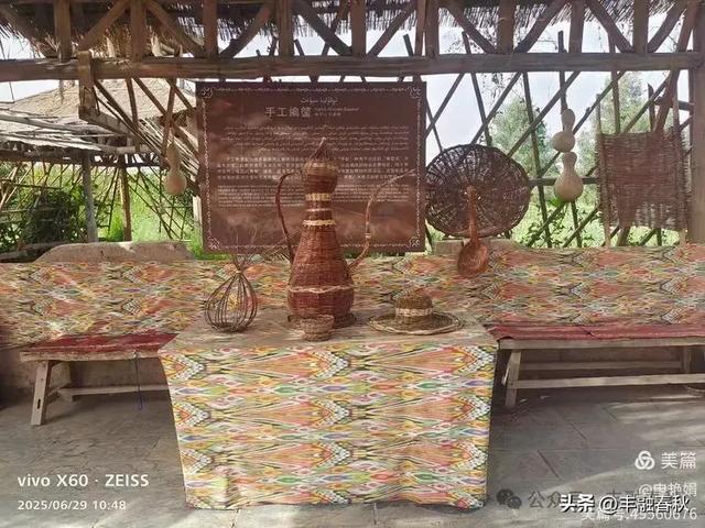 探秘新疆巴楚红海景区：自然与人文的交响｜ 申艳娟