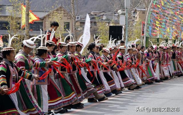 正月十五的白马山寨