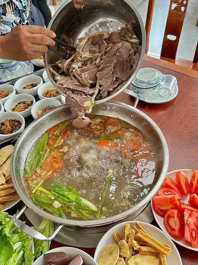 慢下来的地方，才叫家乡：我在弥勒的那些日子