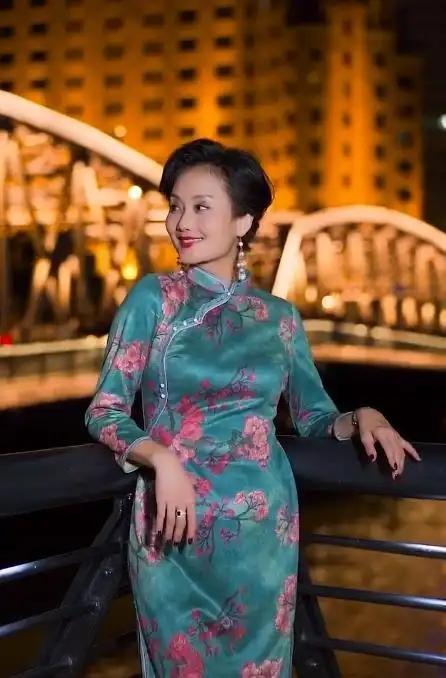 适合演“贵妇”的4位女星，个个天生富贵相，演不了穷人