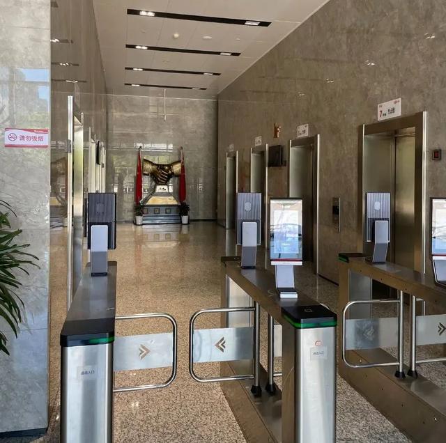 宗家百亿遗产大战，让娃哈哈电商大楼意外走红