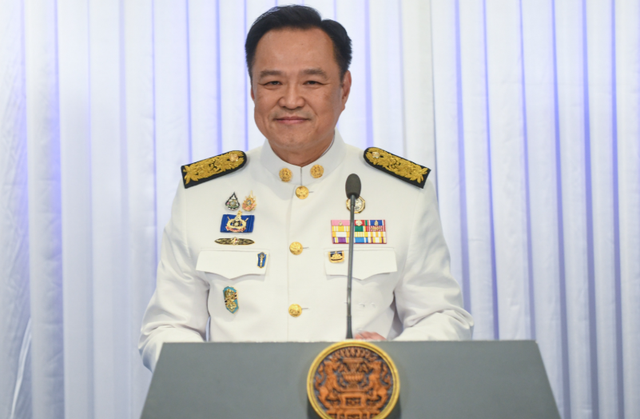 中泰会晤不足一周，泰王亲自出马，头一回来中国，就有要事相求