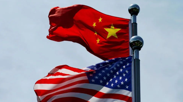 第一天会谈结束，中美连谈5小时，特朗普承认：中国态度很强硬