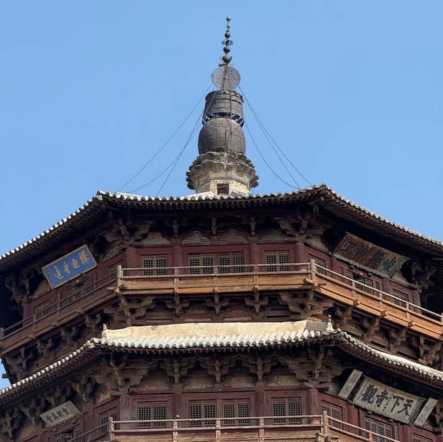 梁思成战火中到访的山西小城，藏着中国古塔界的终极神话