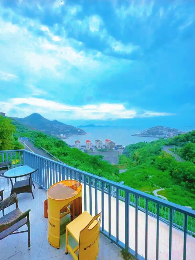 温岭石塘平价一线海景民宿，躺床上两眼一睁就是大海，这感觉谁懂