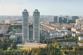 校友看过来！两种方式在手，长期进校无忧图片